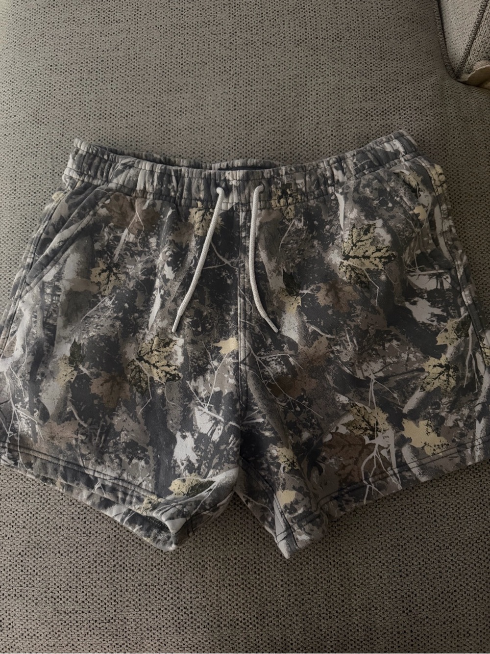 Abercrombie & Fitch Gray Camo Fleece-Lined Shorts